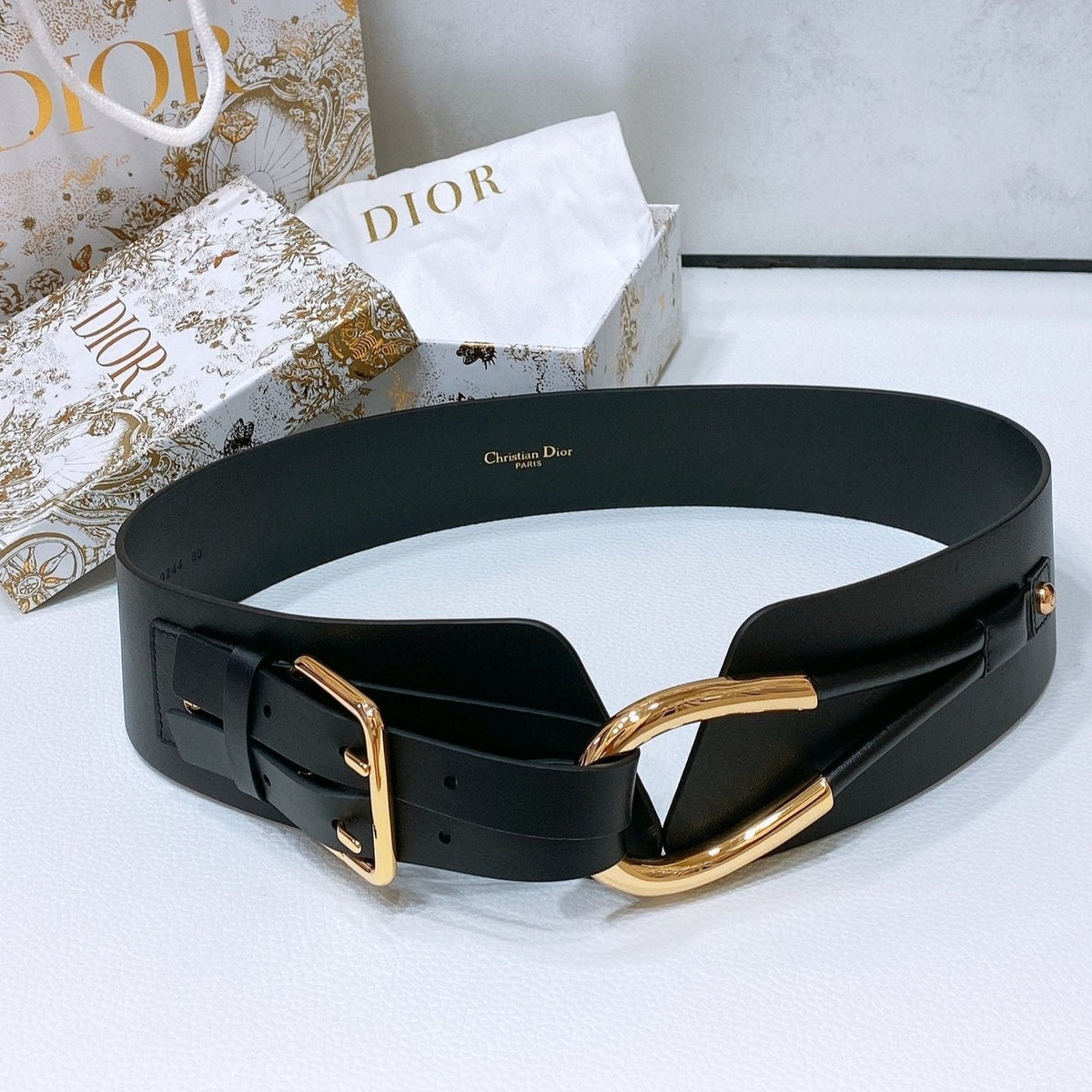 cd nolita belt black lambskin gold buckle
