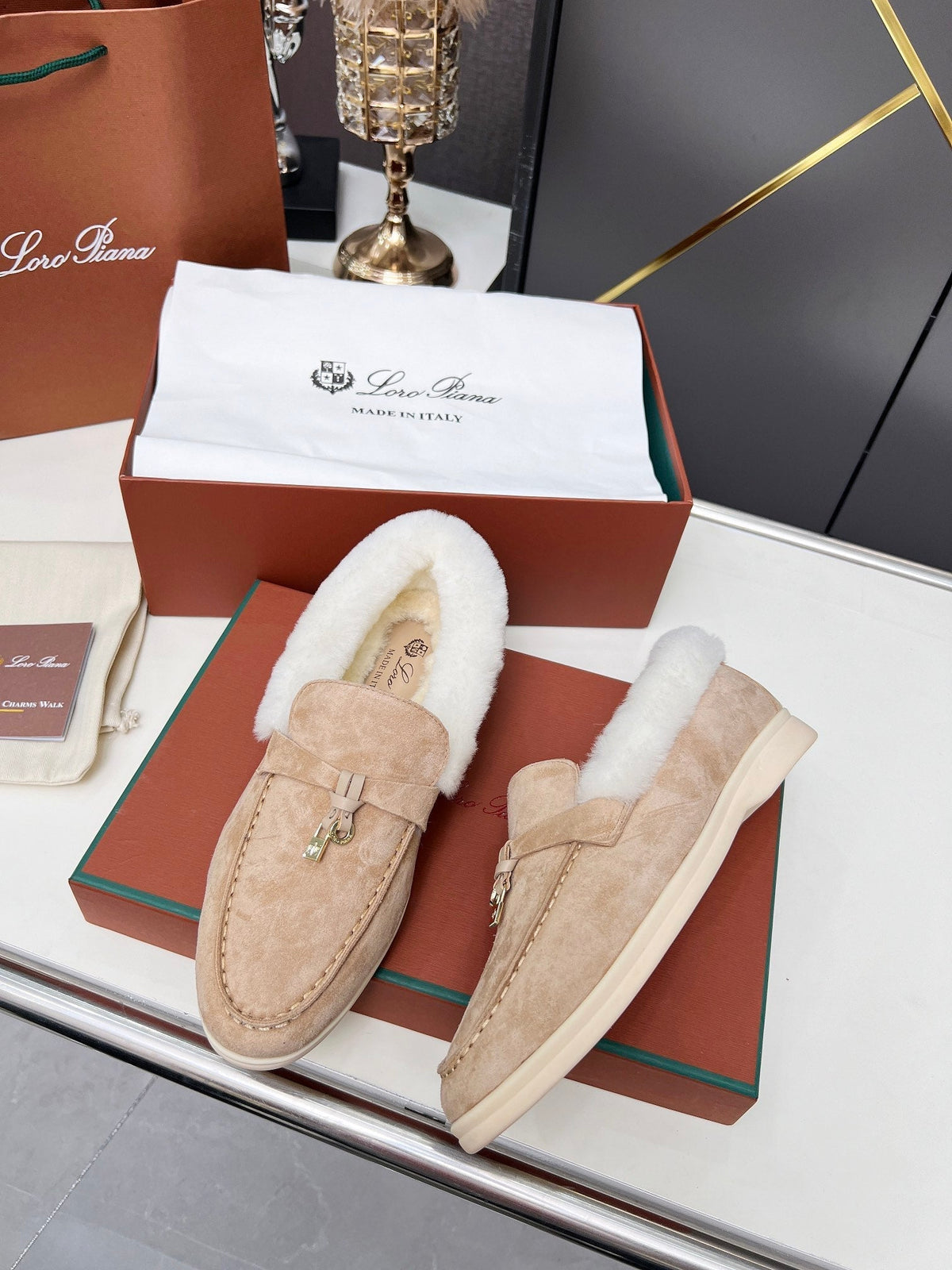 LP Summer Charm Walk Loafer Beige Suede Lamb Fur