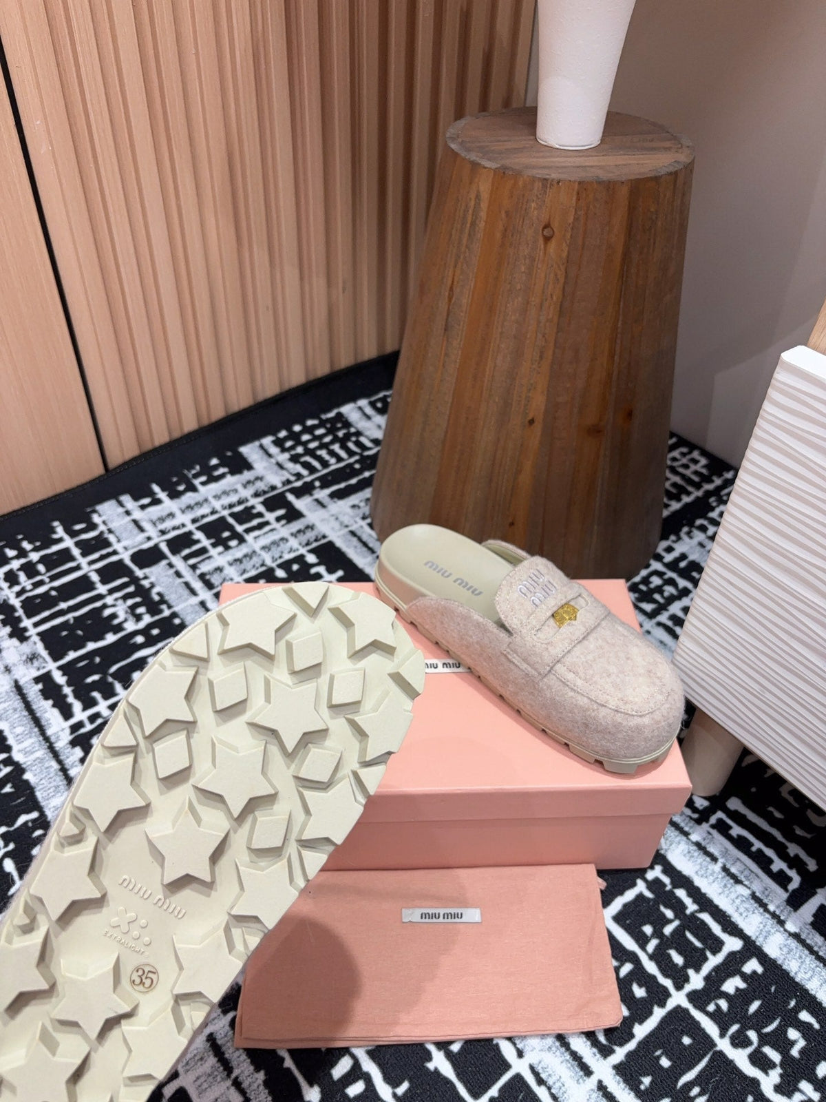 Miu slippers Pastel Pink Wool