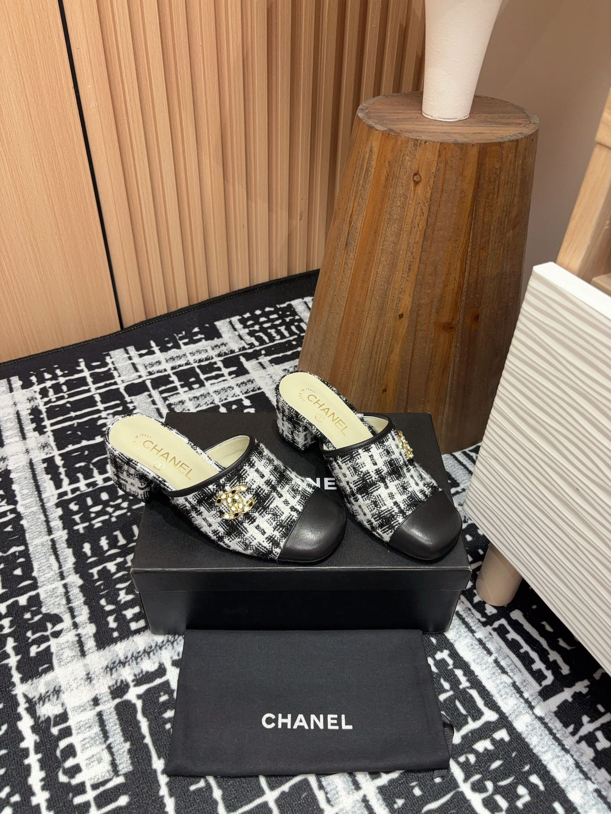 CC Mule 60mm In White Mix Black Wool Tweed And Lambskin