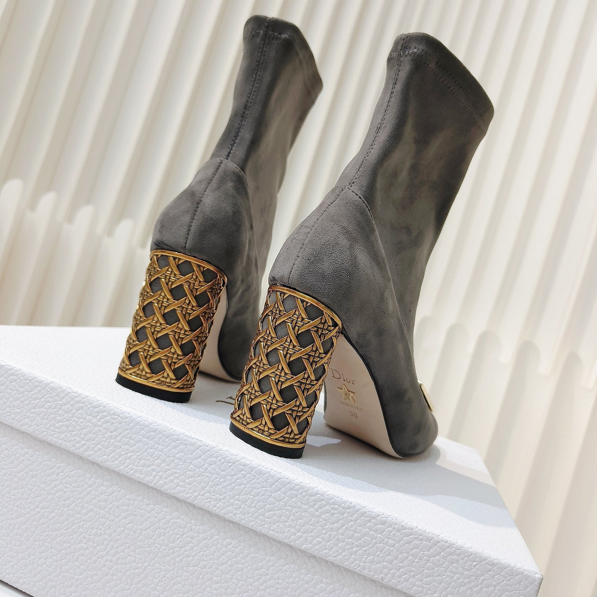 Miss Dior Ankle Boots 80mm Grey Suede 111378