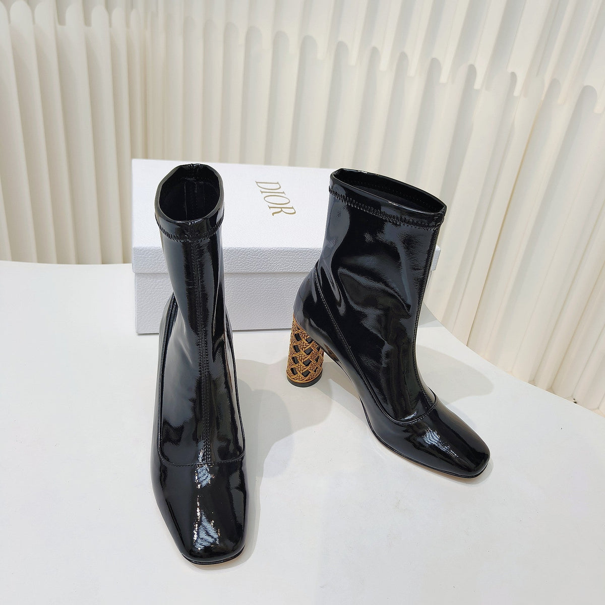 CD Icon Heeled Ankle Boot 40mm In Glossy Black Cowhide 111376