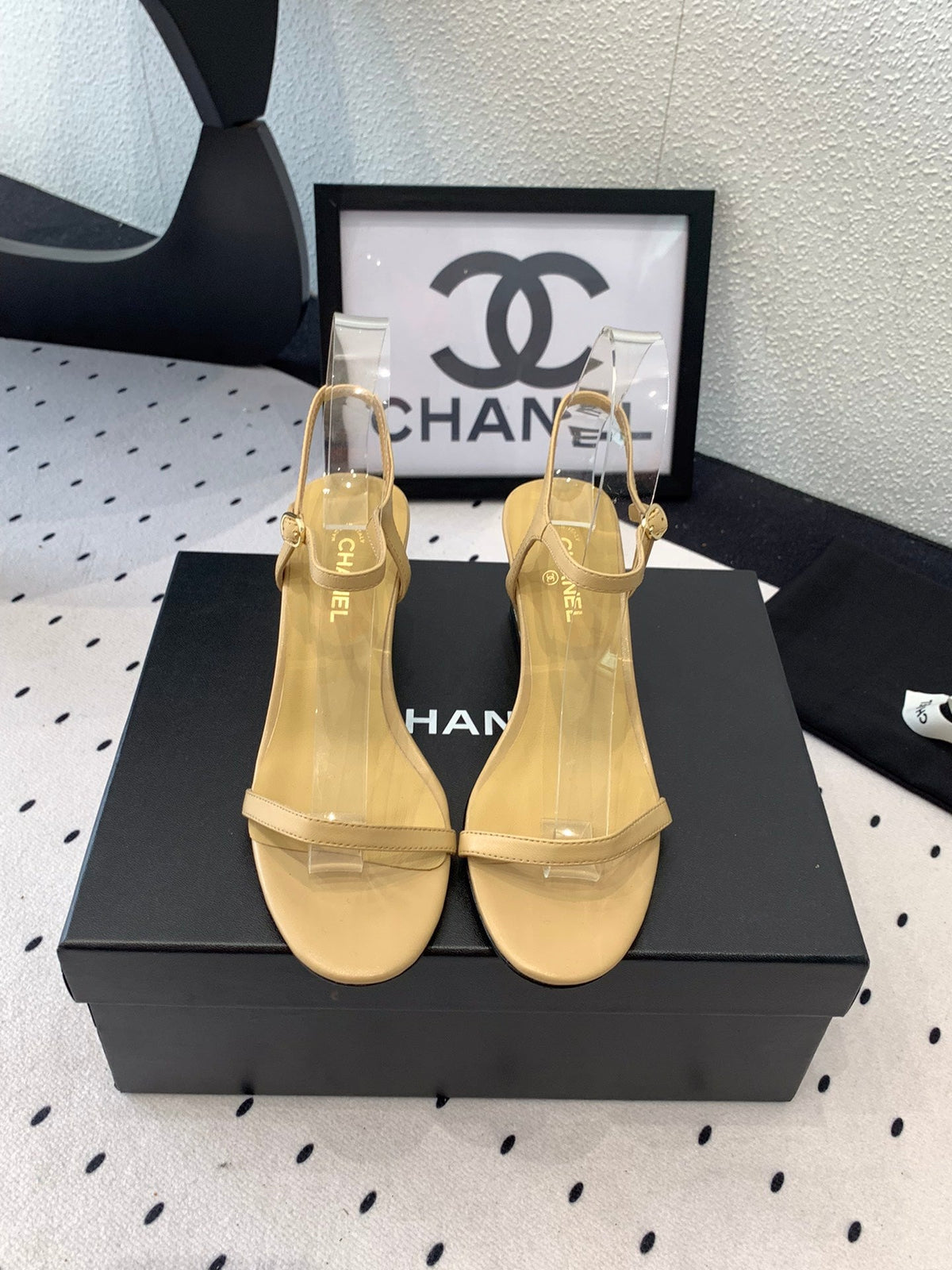 CC Sandal In Dark Beige Lambskin 147094