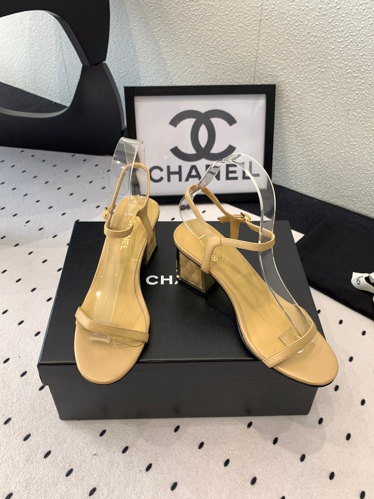 CC Sandal In Dark Beige Lambskin 147094