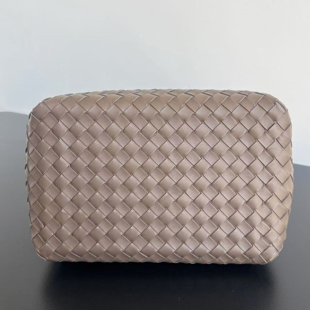 BV Intrecciato 30cm Bag Pinecone Brown Leather 532271