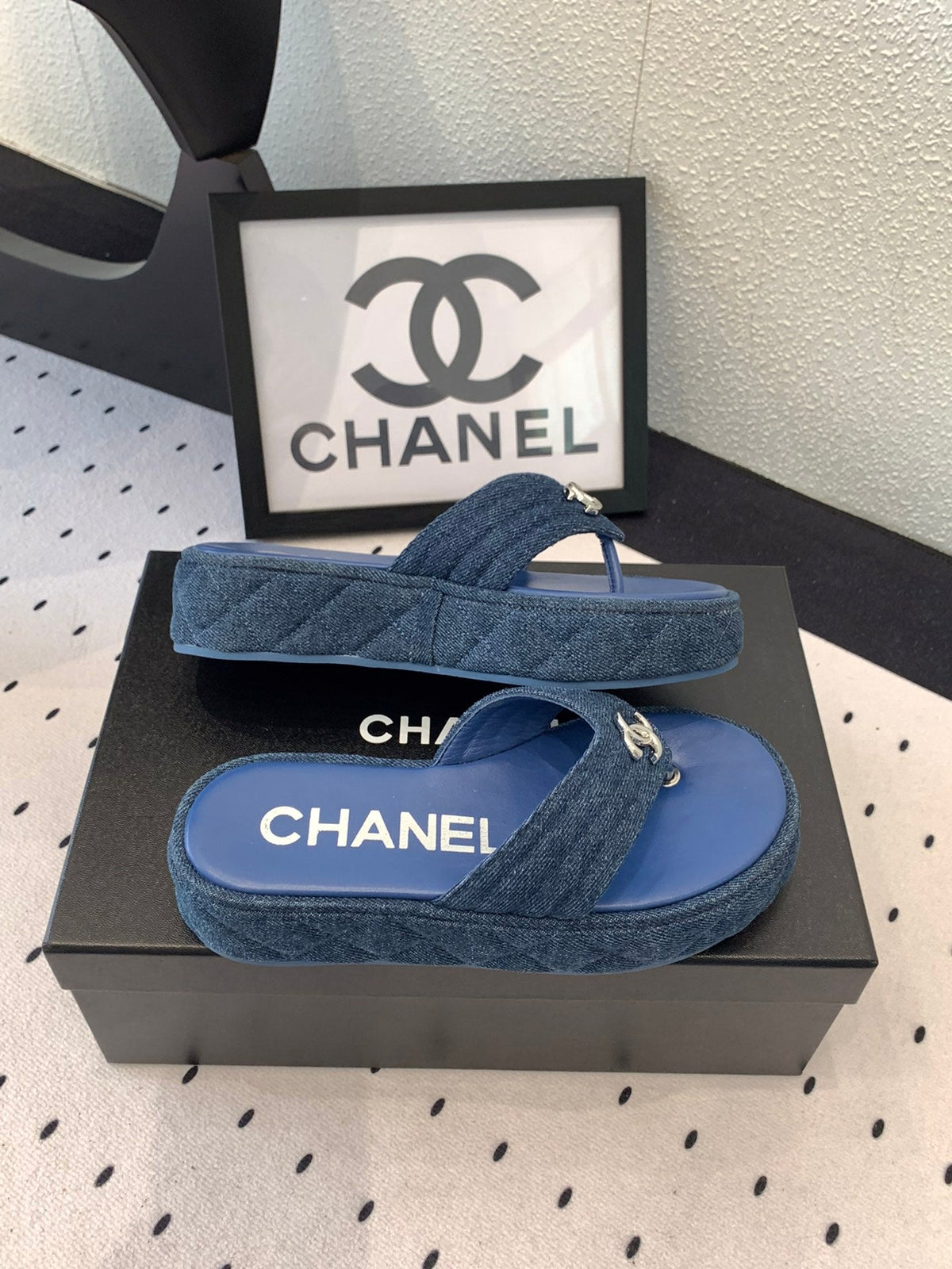 CC Thong Slippers In Navy Blue Denim Fabric 147052