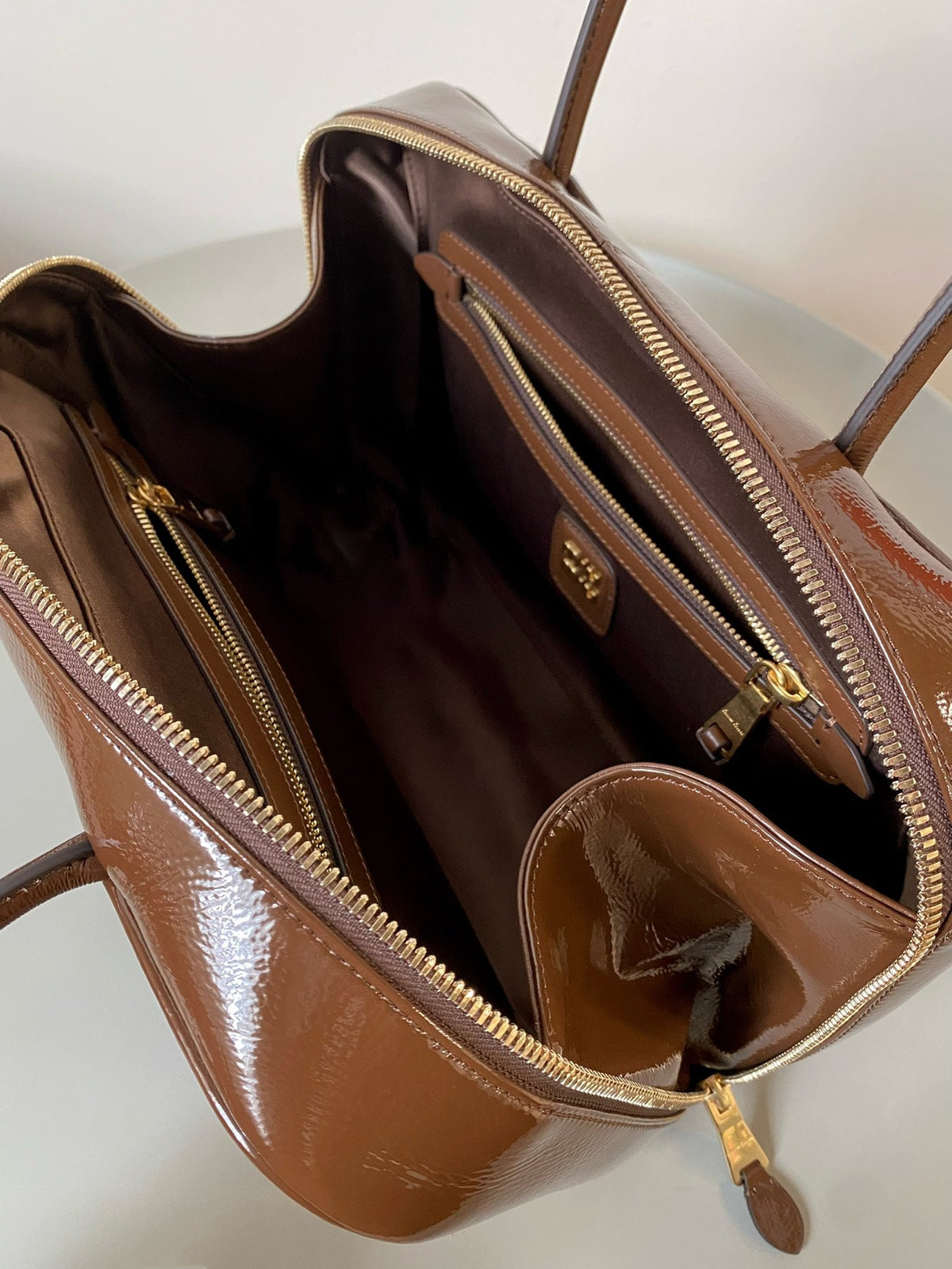 Beau Naplak 34cm Brown Patent Leather