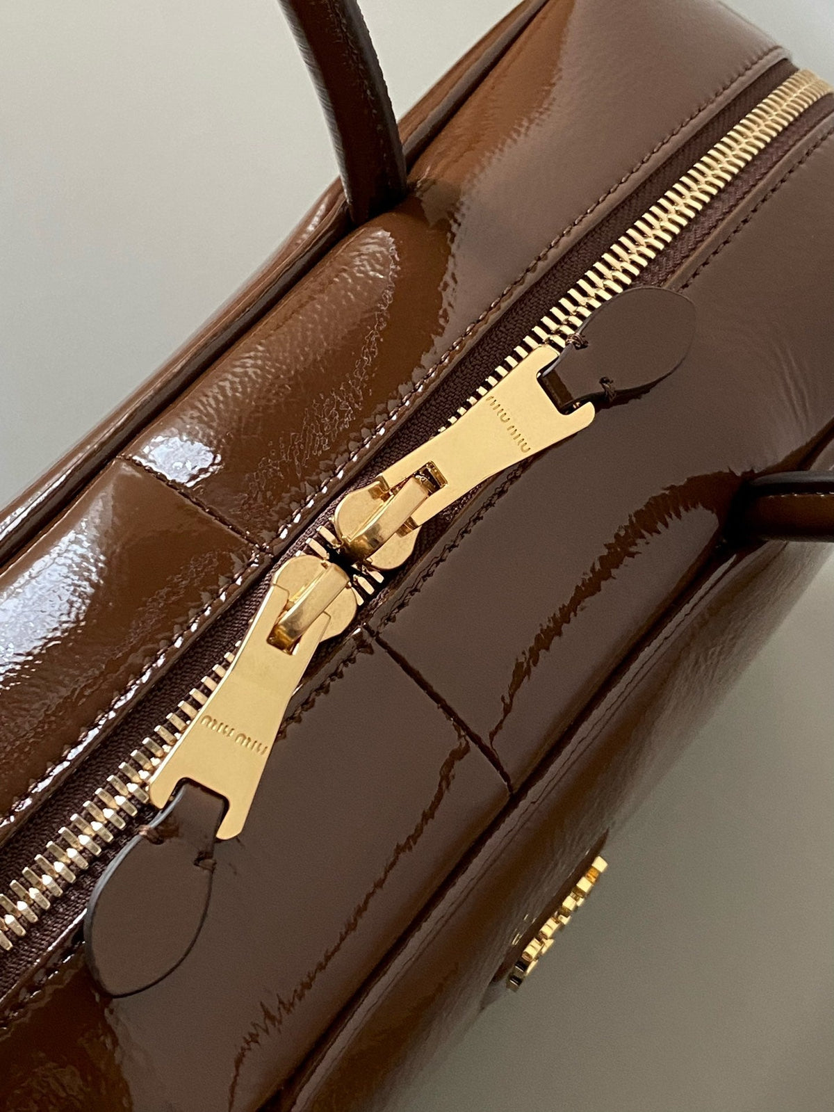 Beau Naplak 34cm Brown Patent Leather