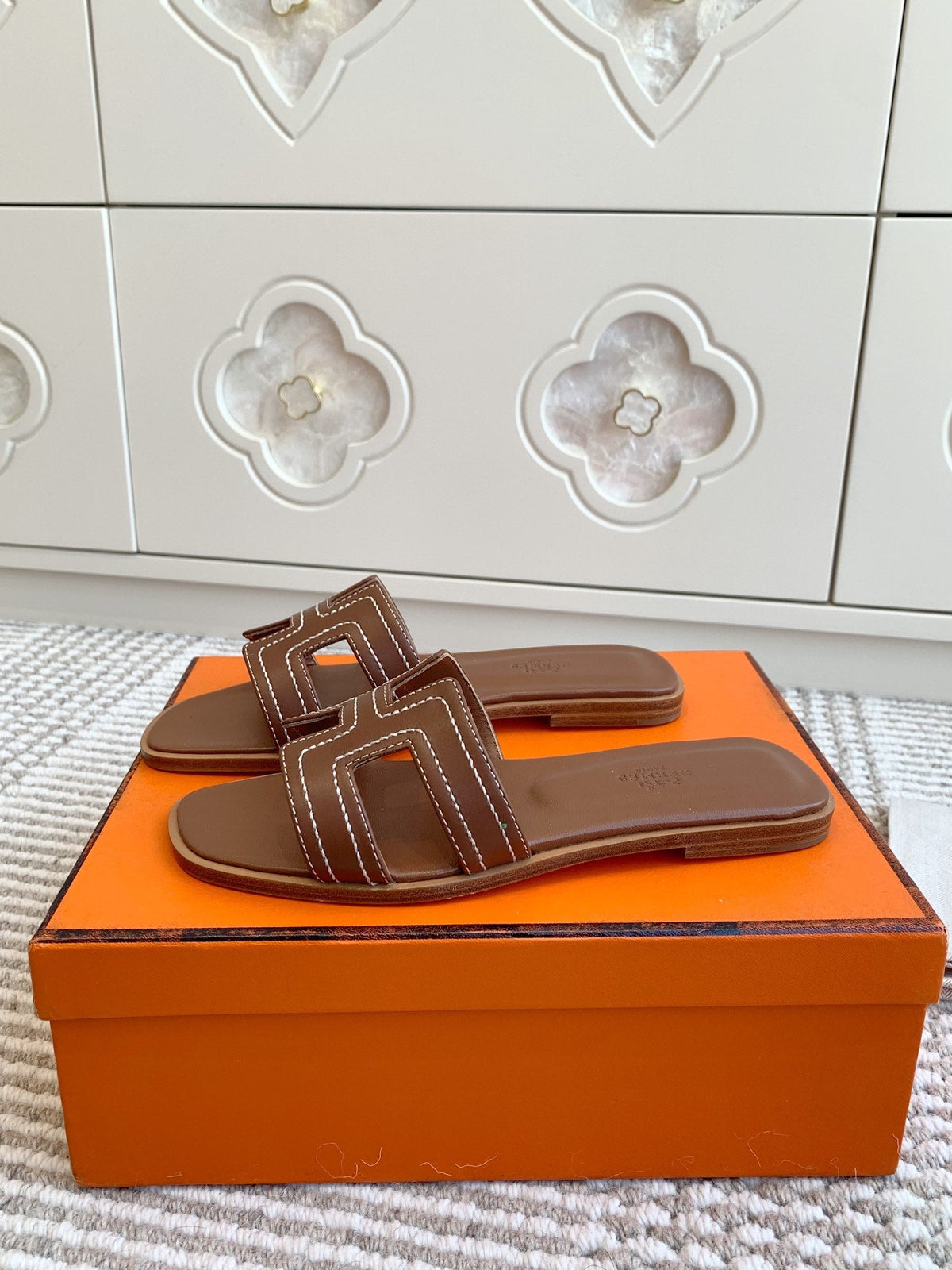 HM Oran Sandal Brown Sheepskin 291396