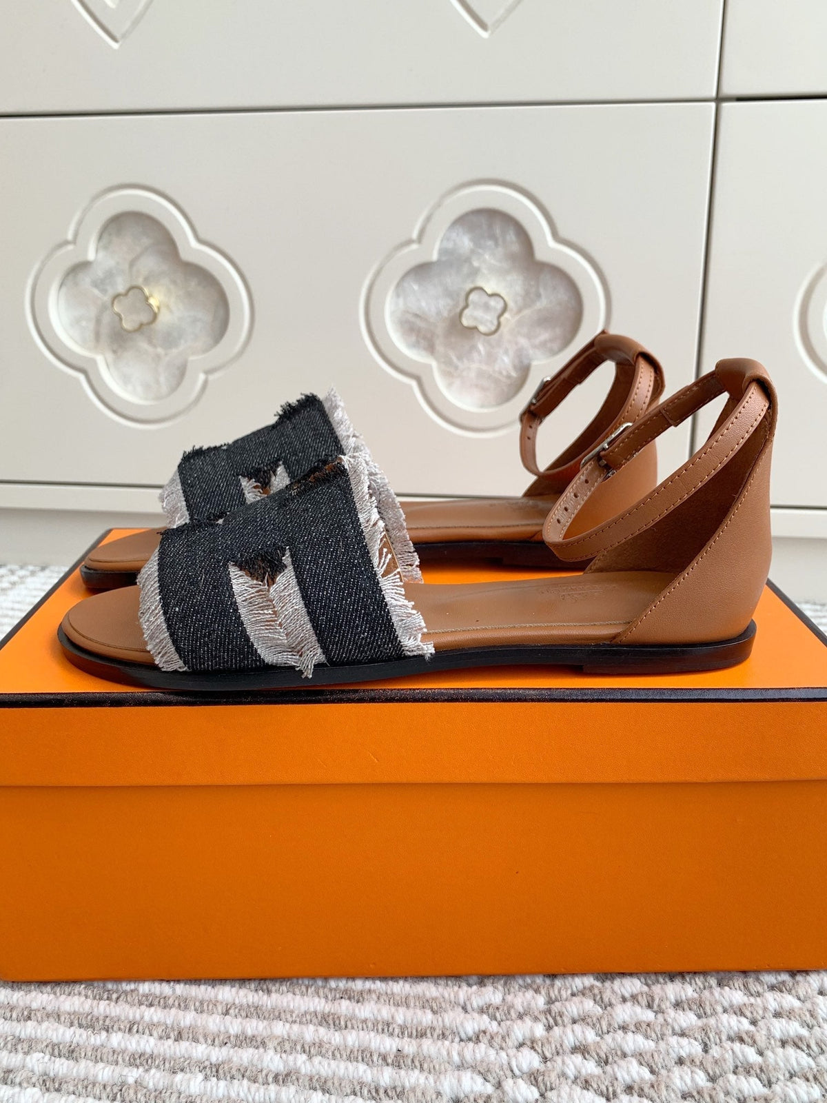 HM 25 Santorini Black Denim Gold Calfskin