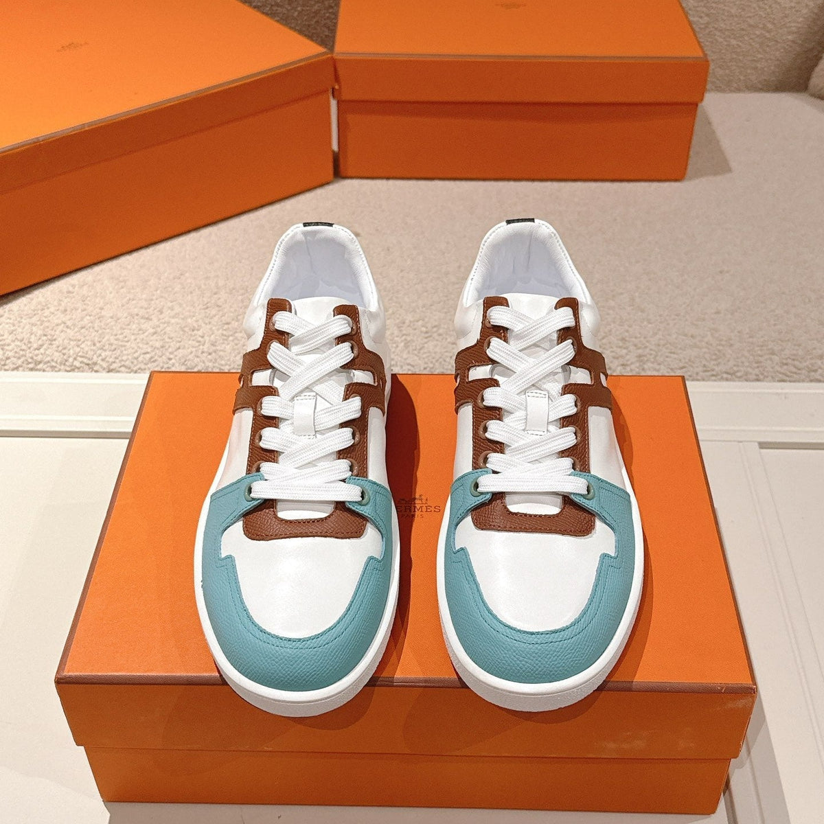 HM 25ss Sneakers White Blue Brown Cowhide 577547