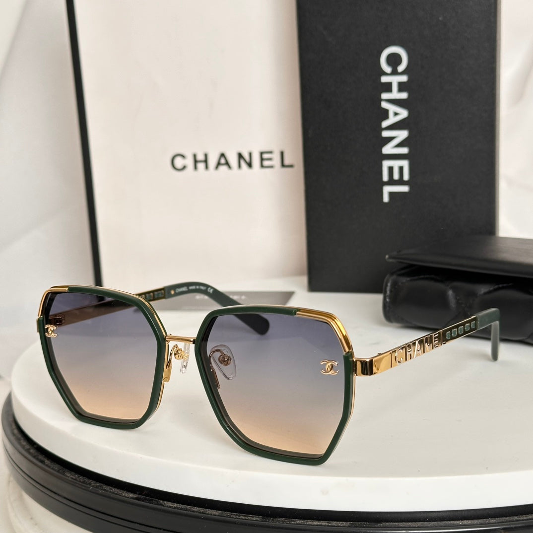 Chanel Sunglasses 558473