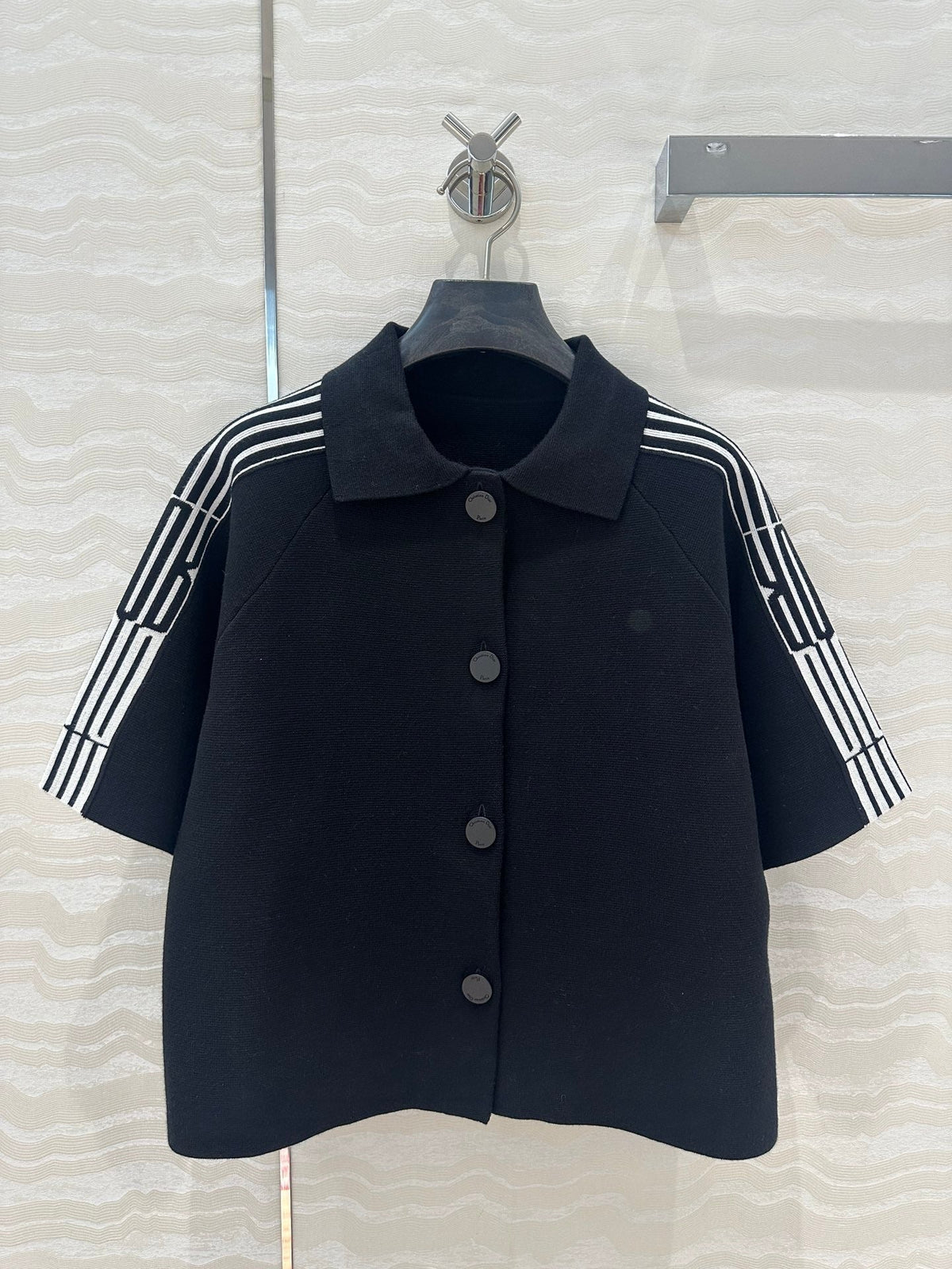 CD Short-Sleeved Cardigan Jacket Black Viscose Polyamide