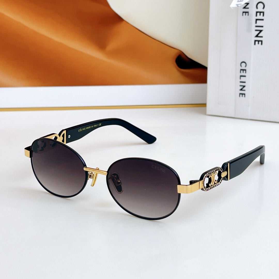 TRIOMPHE SUNGLASSES CL40253 IN METAL GRADIENT SMOKE LENSES