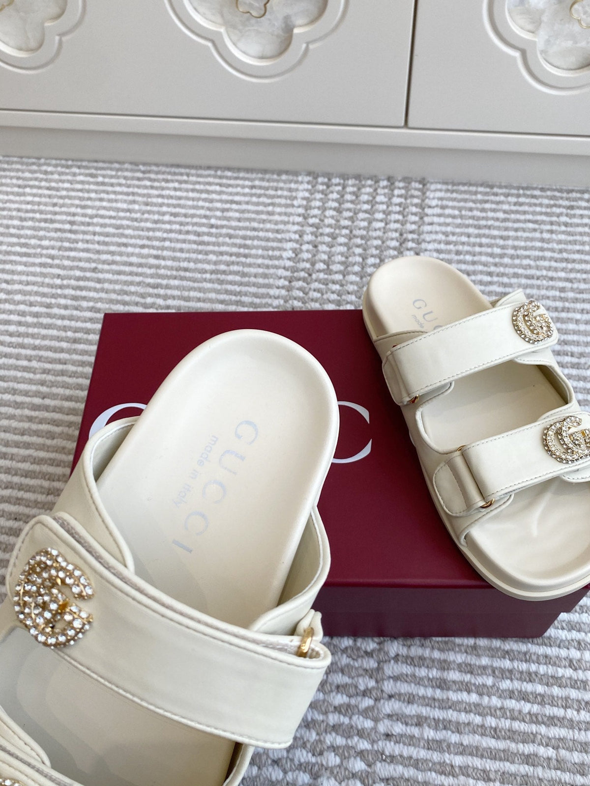 GC sandal with Double G White Calfskin 291023