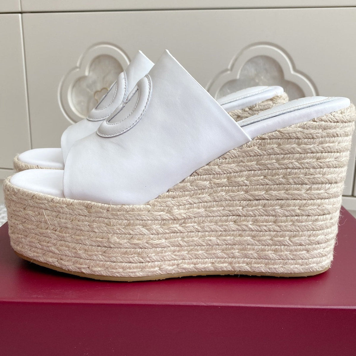 GC 25 Interlocking G Sandal White Cord Cowhide 291034