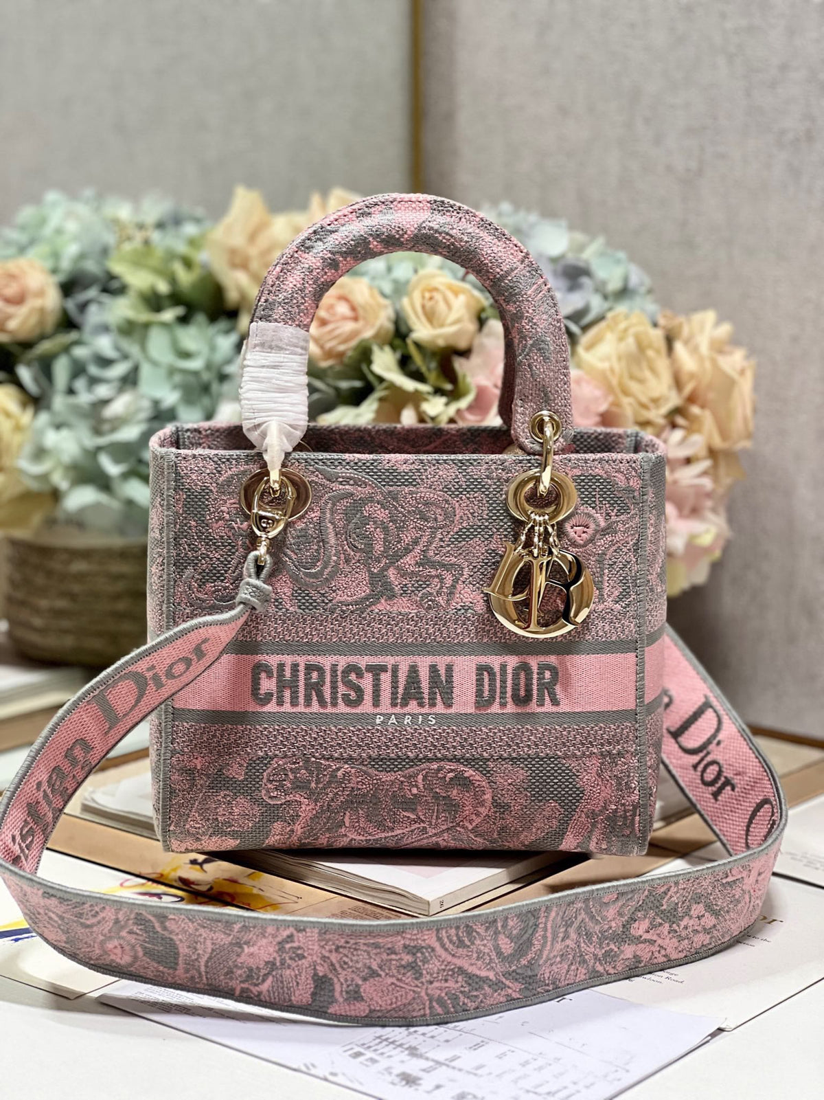 CD New Foundation Tiger 24 Lady Dior Bag Canvas 336733