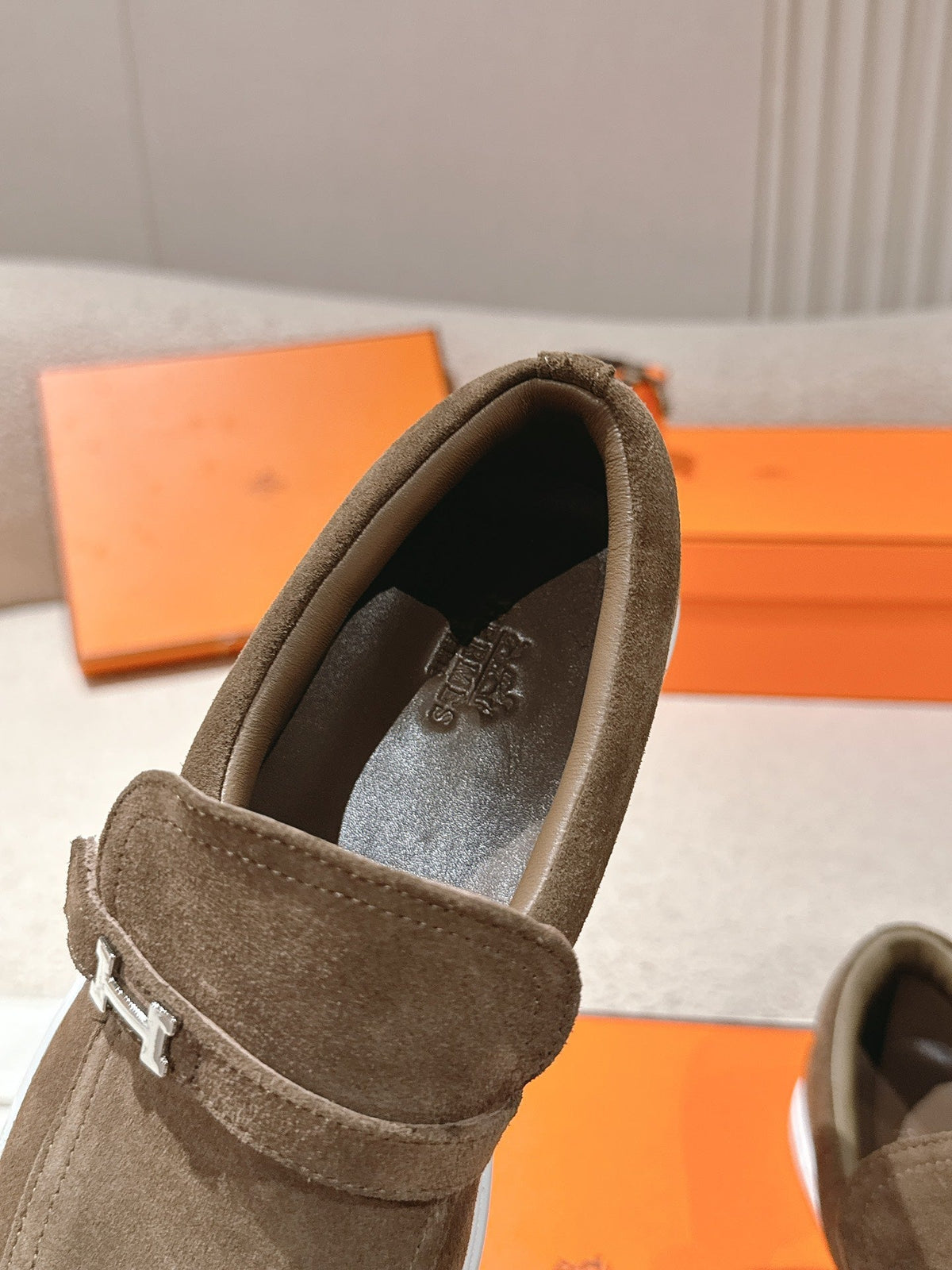 HM 25ss Loafers Brown Suede 577157