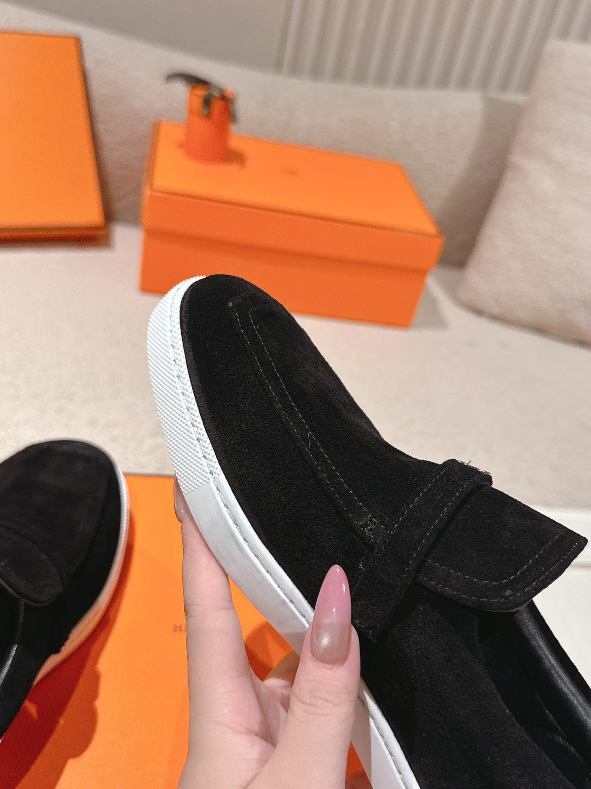 HM 25ss Loafers Black Suede 577160