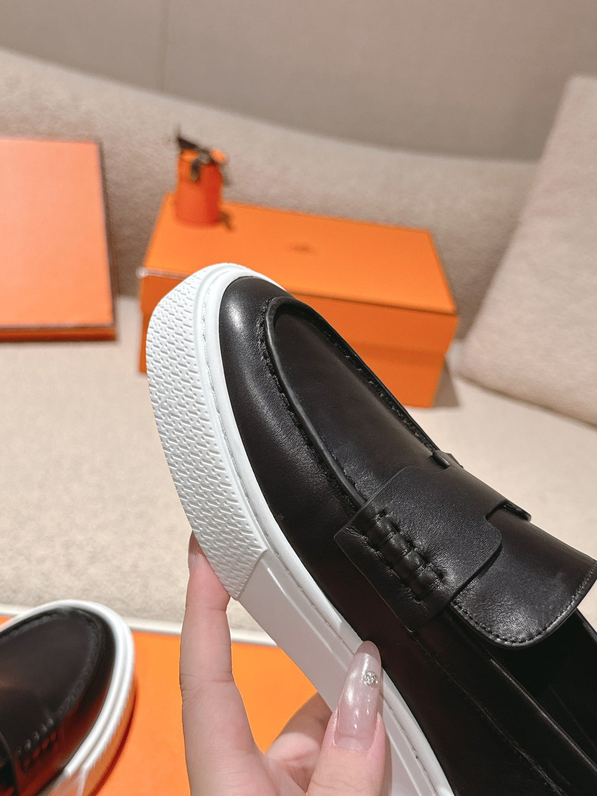 HM 25ss Platform Loafers Black Sheepskin 577172