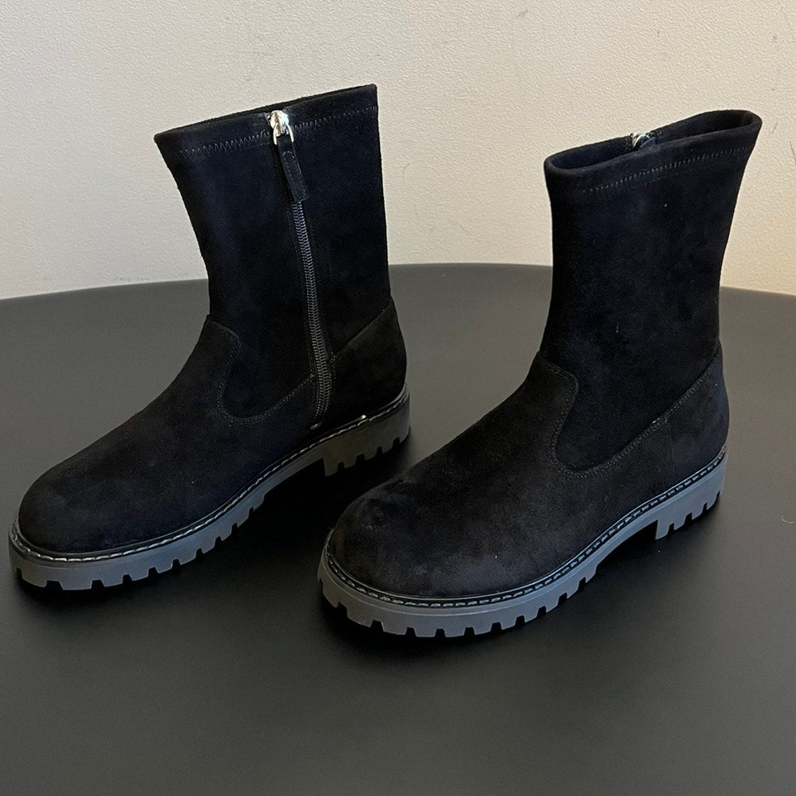 The Row 2025 Boot Black Suede 561644