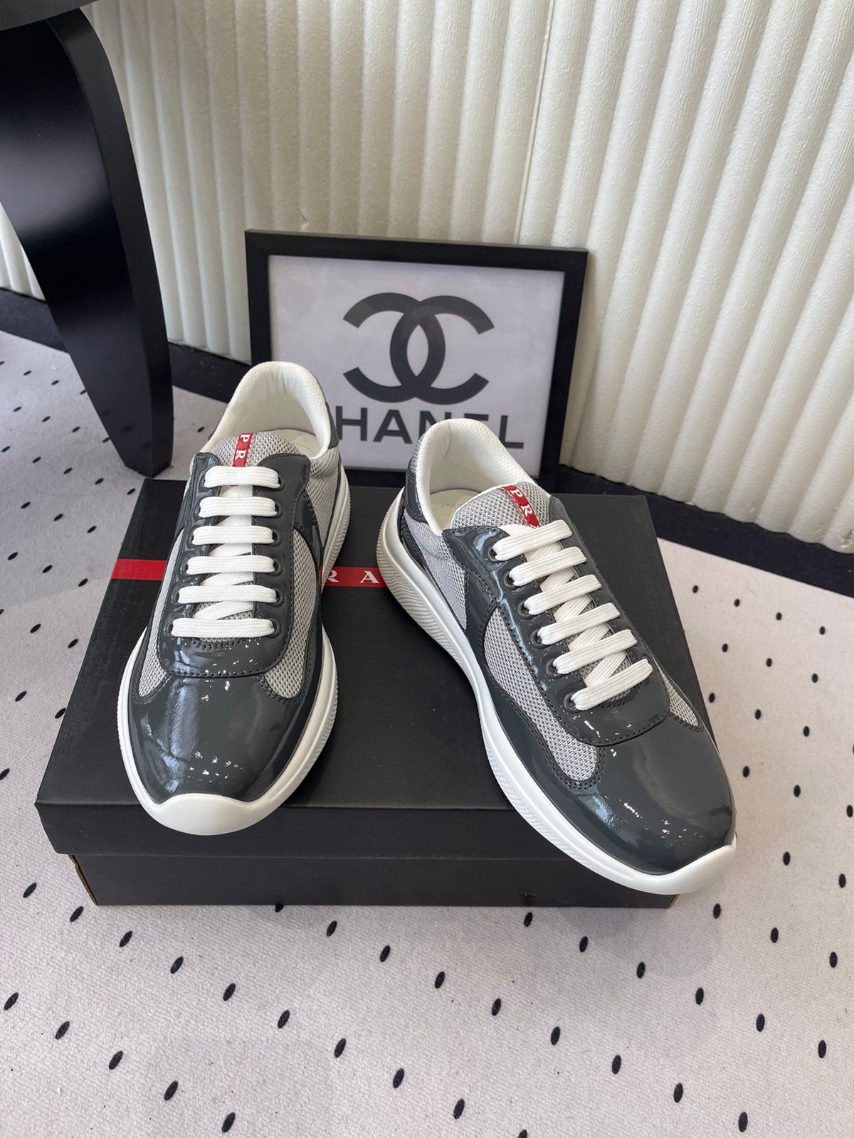 Pra 2025 Sneaker Dark Gray Patent Leather Mesh 554584