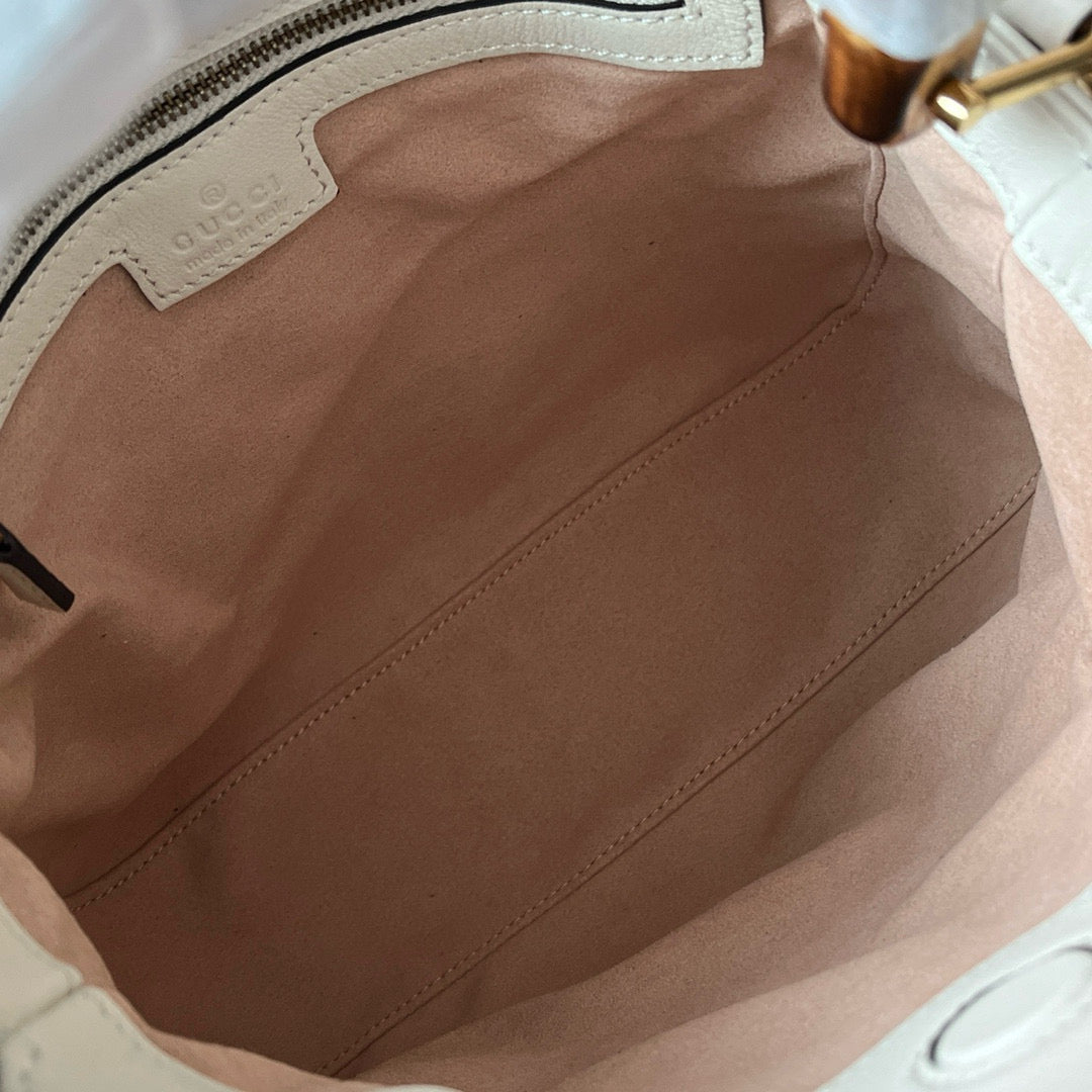 Gucci Diana Small Shoulder Bag White Leather Gold Hardware
