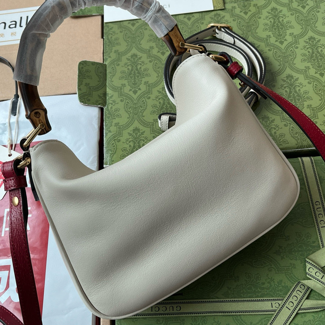 Gucci Diana Small Shoulder Bag White Leather Gold Hardware