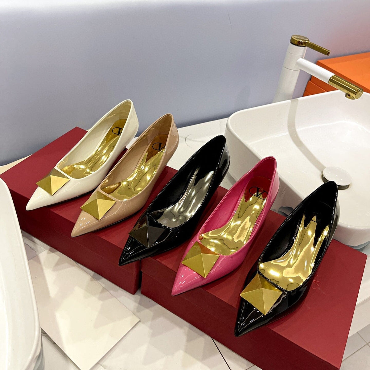 One Stud Gold Patent Beige Leather Pump