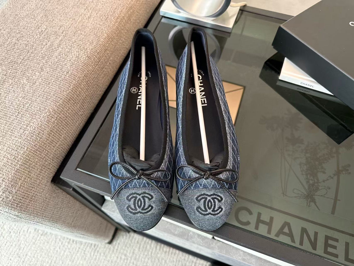 CC 25 Ballet Flat Dark Blue White Quilted Denim