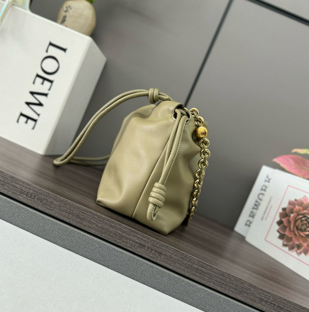 Loewe Flamenco Lucky Bag 30 Eucalyptus Green Nappa Lambskin