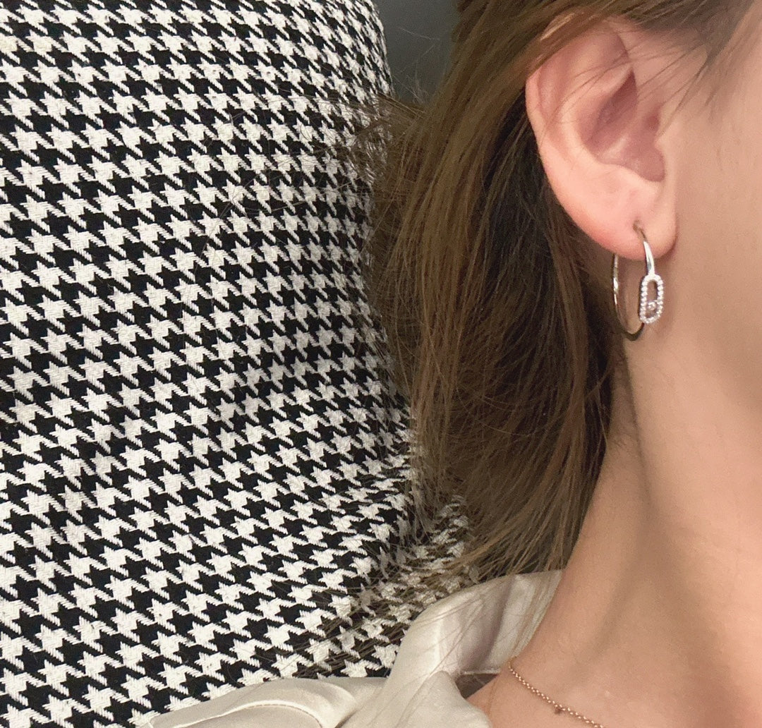 CREOLES MOVE UNO PM DIAMOND EARRINGS