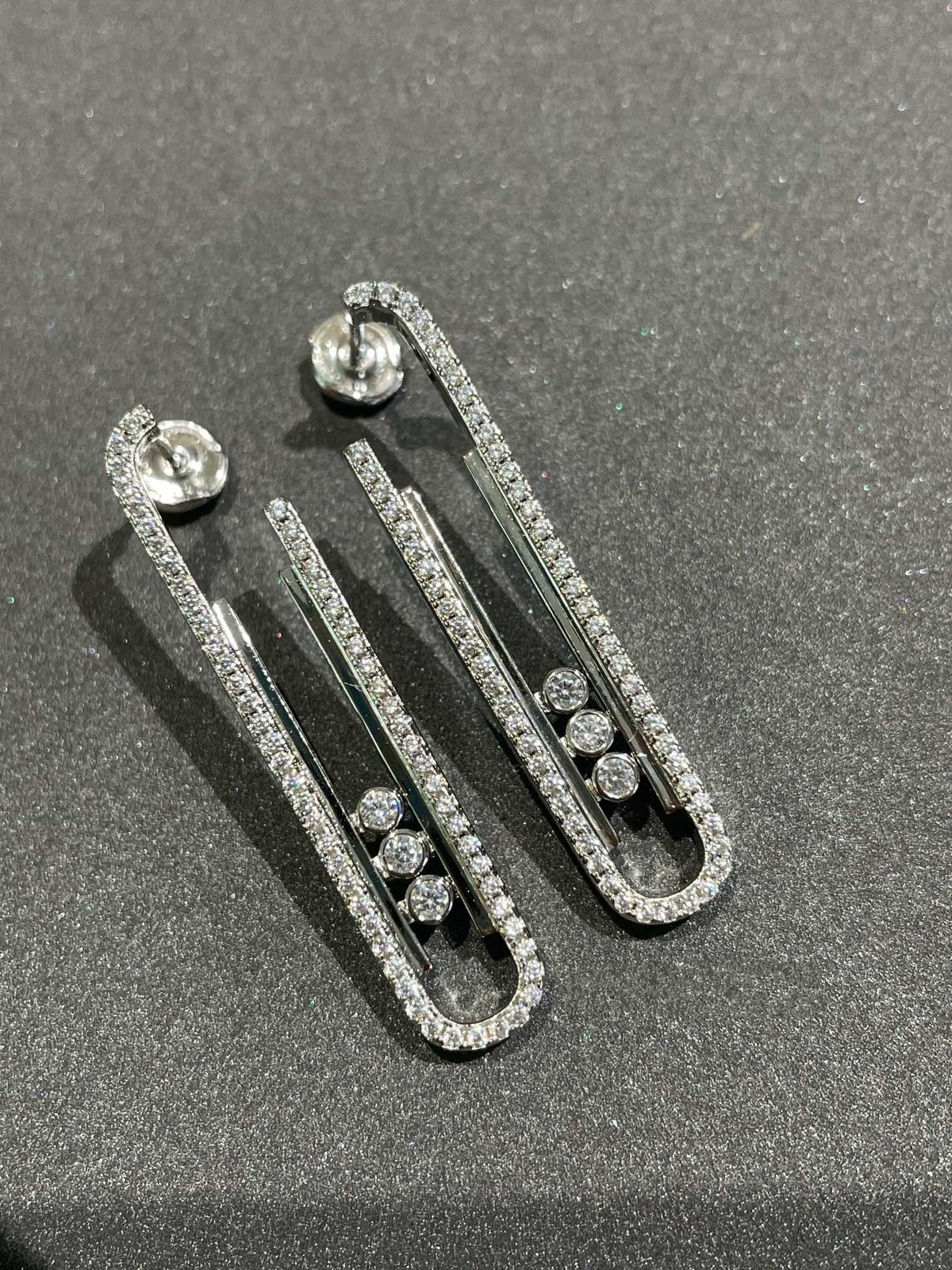 MOVE 10TH PM EARRINGS DIAMOND