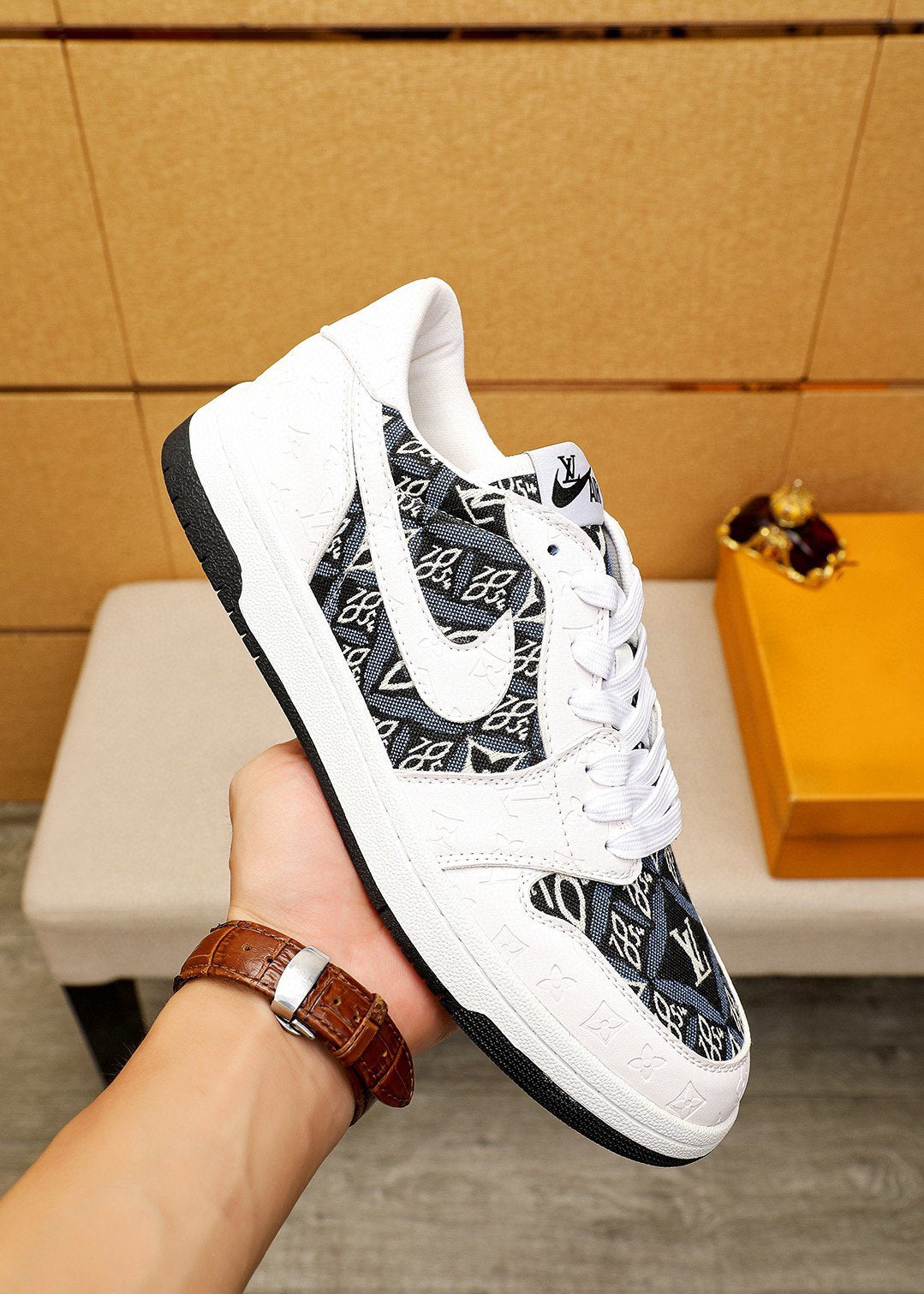 AIR FORCE LV MONOGRAM SNEAKER WHITE BLACK