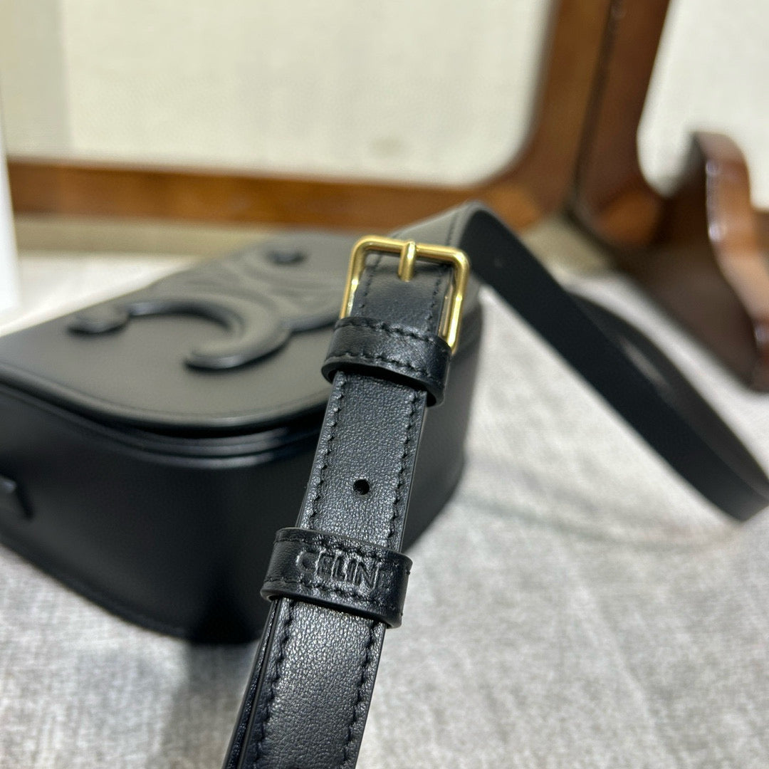 Celine Folco Cuire Triomphe Shoulder Bag Black Calfskin