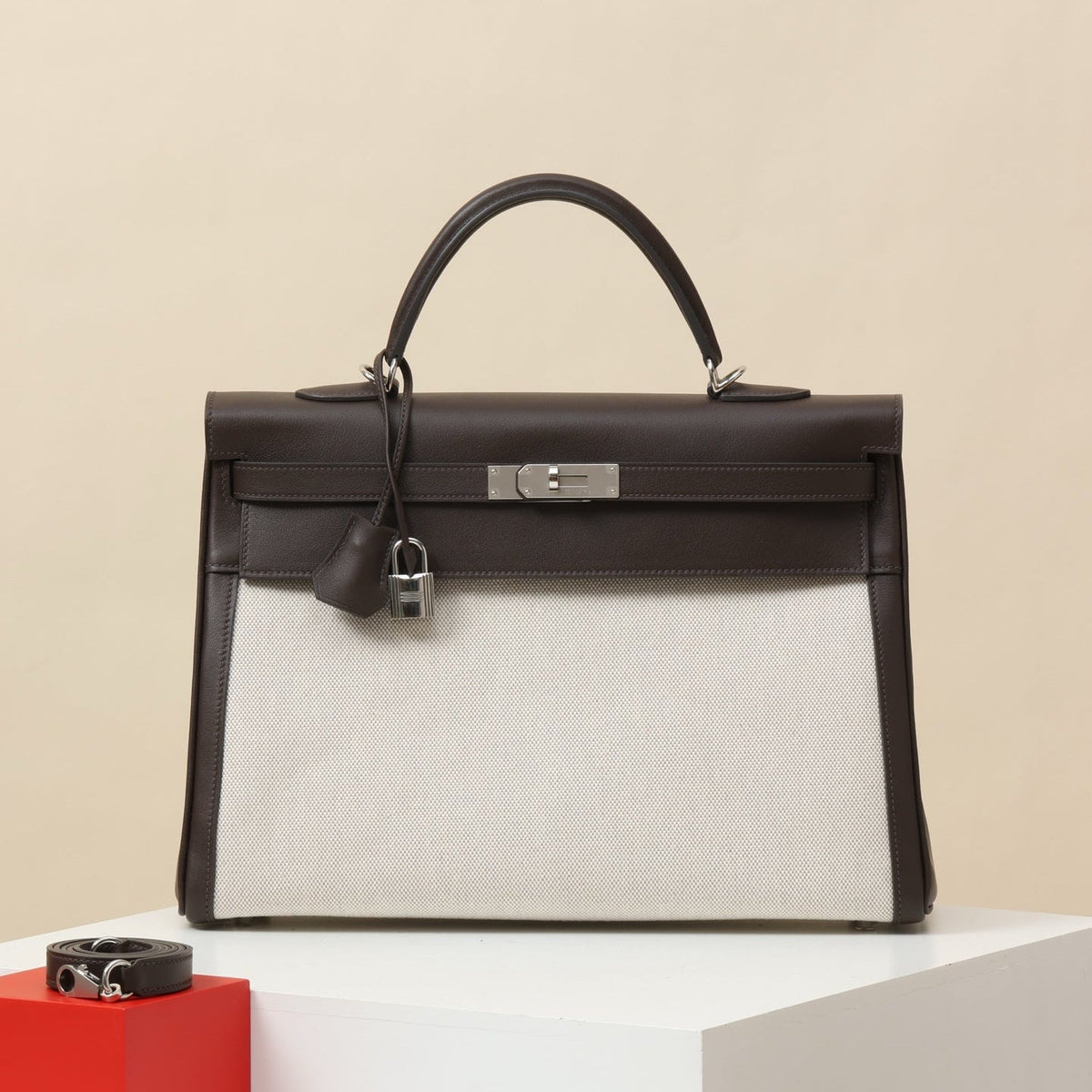 High-end Hermes 2026 Kelly Retourne Bag Leather Canvas