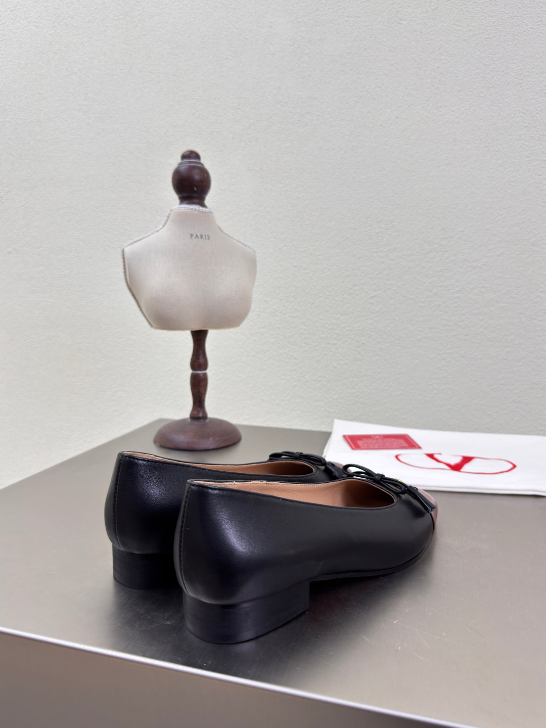 VT 25 Valet Du Roi Ballet Flat Calfskin 343066