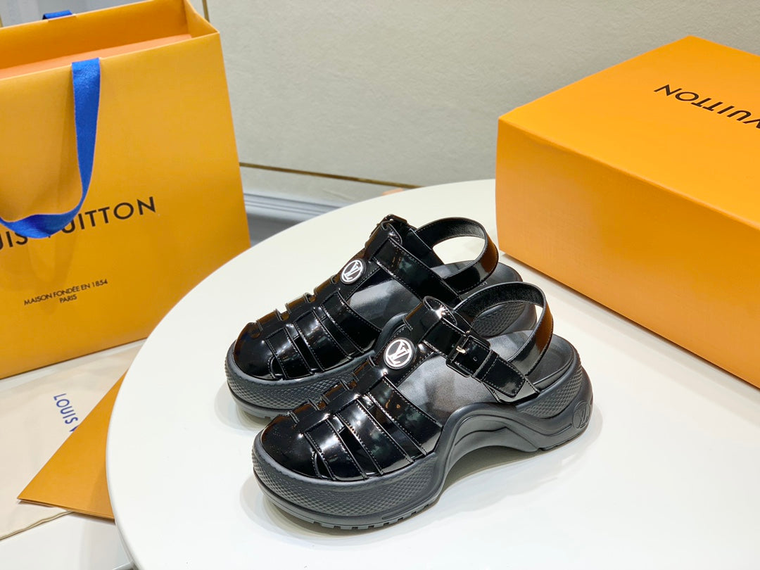 Louis Vuitton 2026 Roman Retro Style Sports Sandals 787760