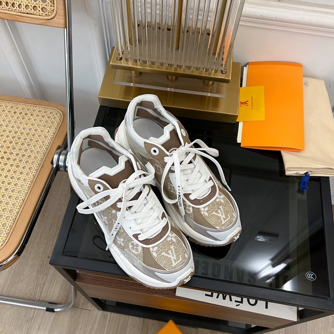 LV RUN 55 SNEAKER BROWN