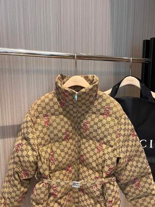 Gucci Beige Polyester Fiber