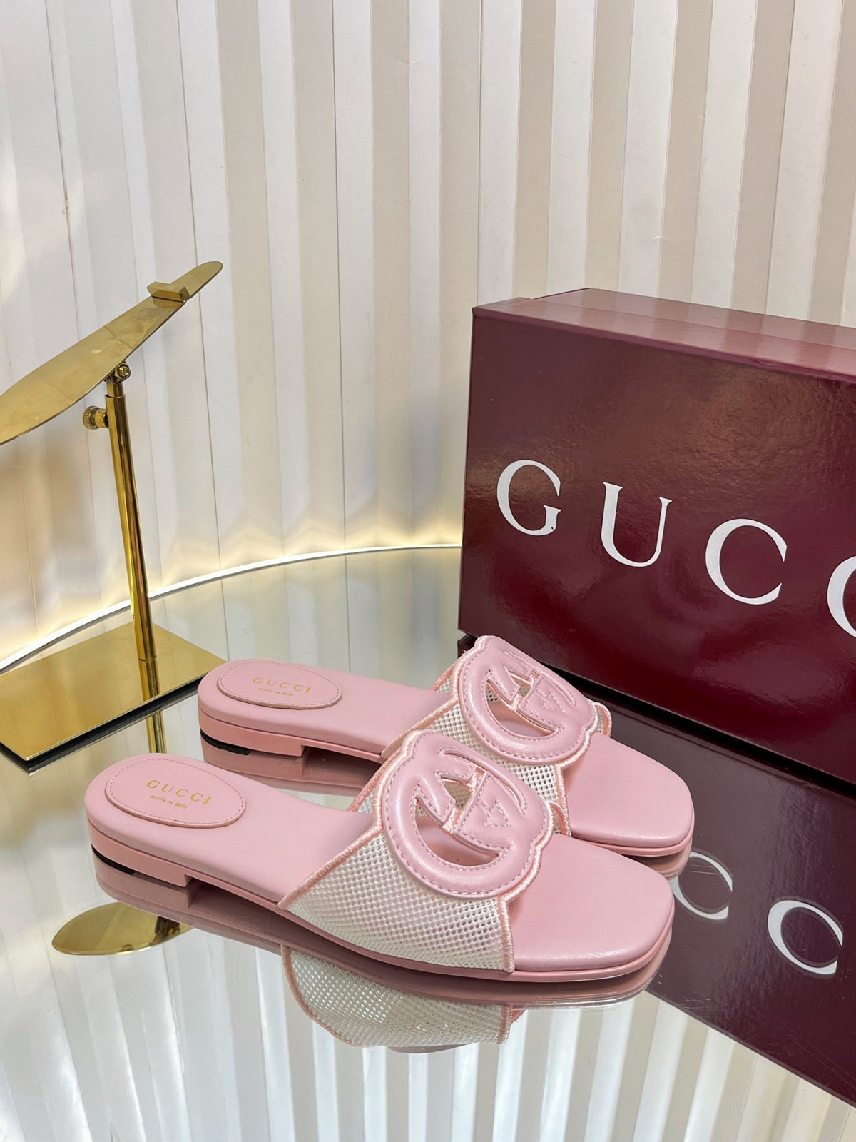 Gucci 2026 Interlocking G Flat Slide Sandals Cowhide Leather 768063