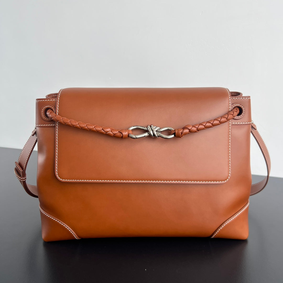 BV Andiamo 27cm Bag Black and Brown Calfskin 545221
