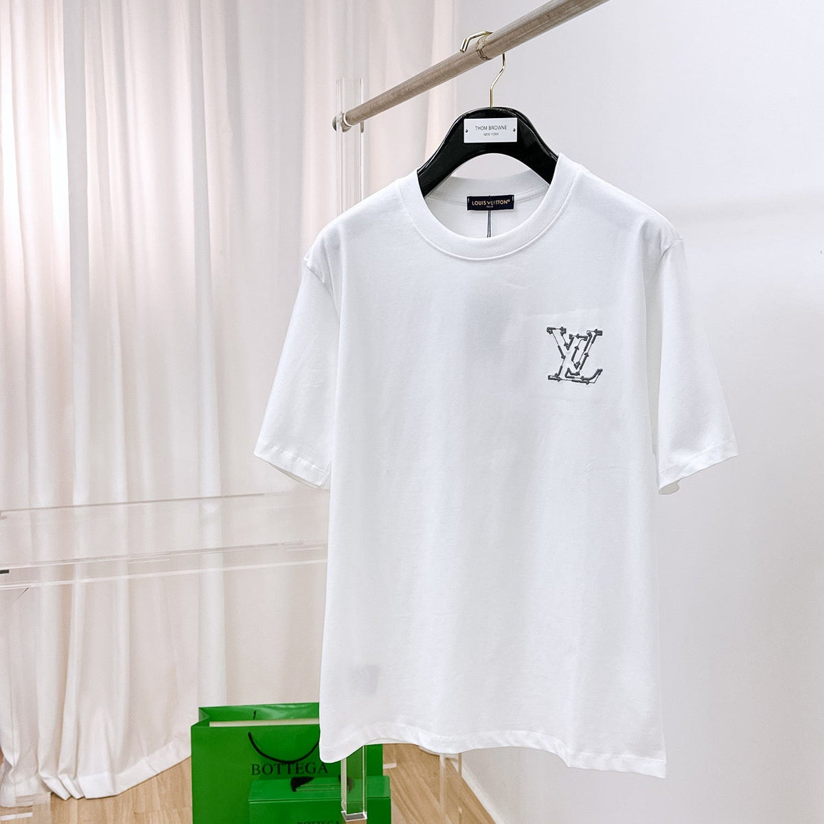 LV 2026 Men Short-sleeved T-shirt Cotton 303482