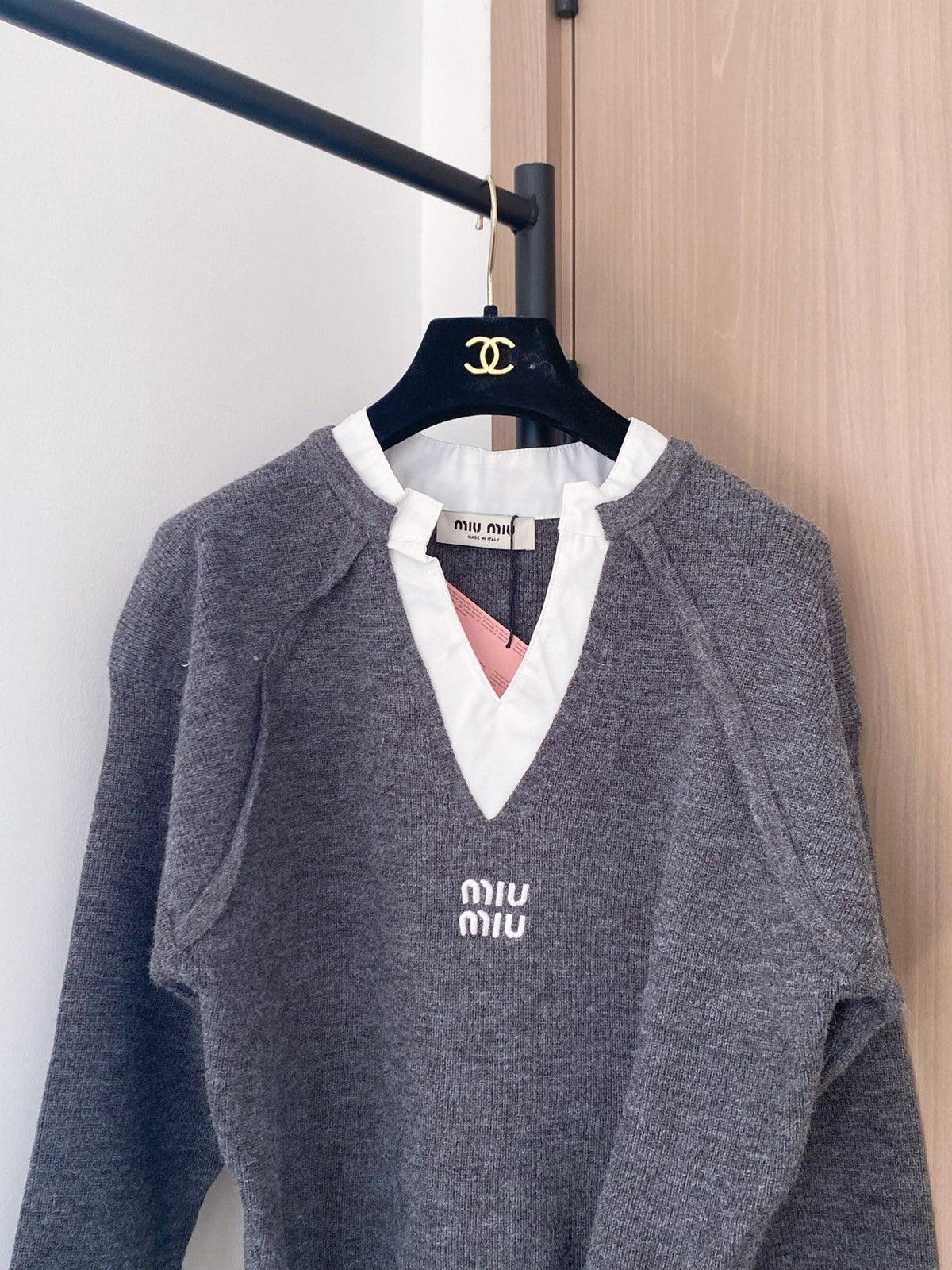 Miumiu 2025 V-neck Sweater Wool