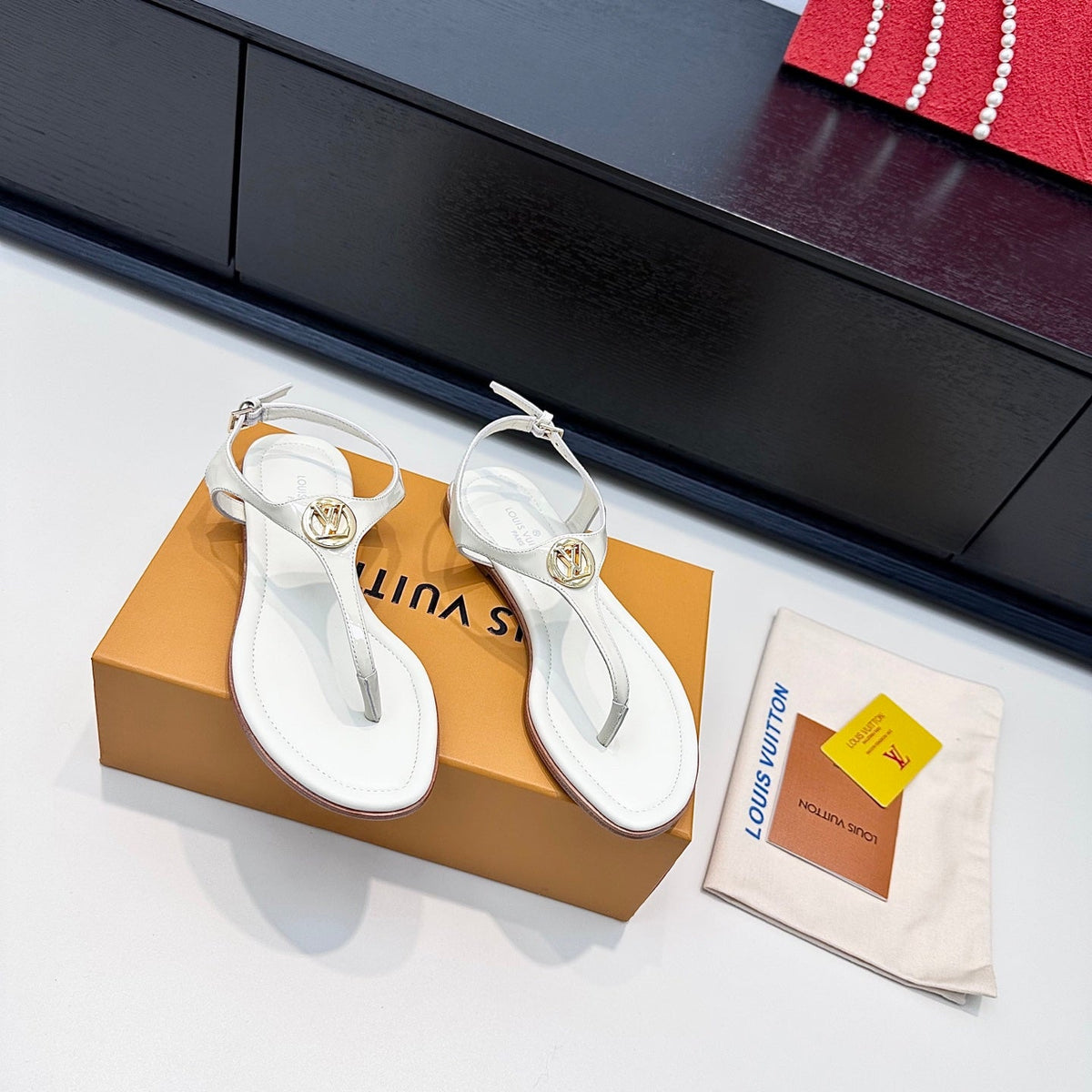 Louis Vuitton 2026 Sunkiss Flat Sandals 786926