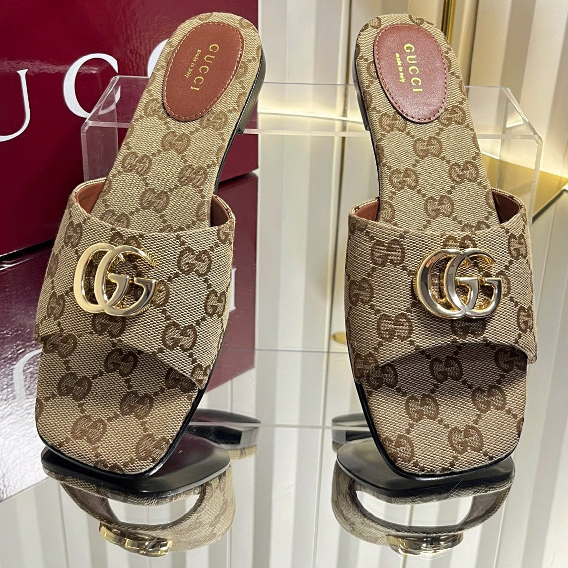 Gucci 2026 Slipper Double G Logo Canvas 768126