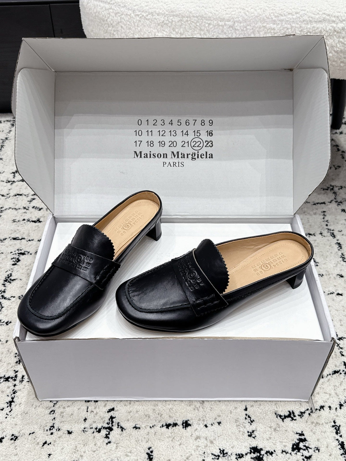 Maison Margiela 2026 Mid-Heel Loafers Mules 35mm Cowhide Suede 924855