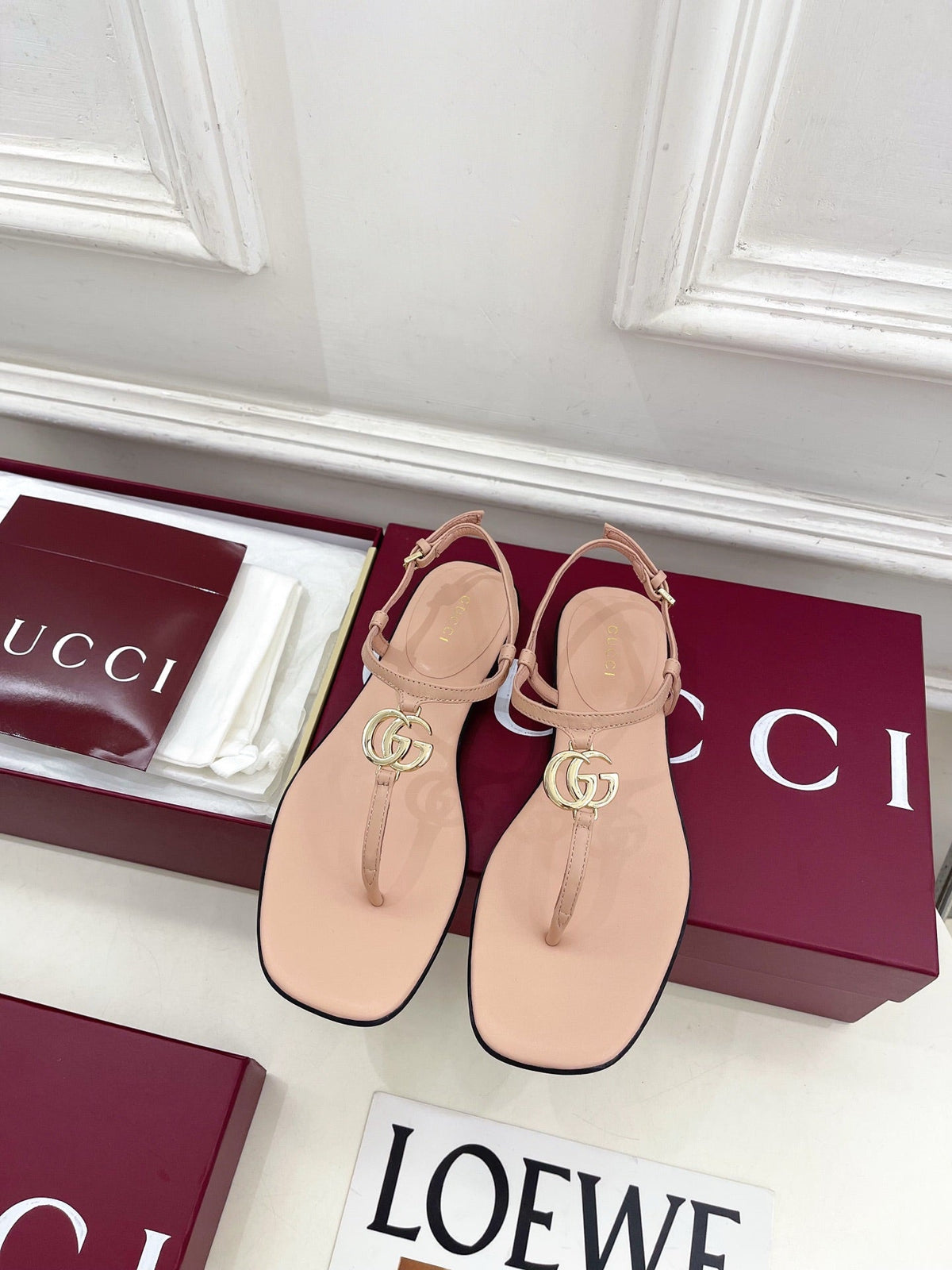 Gucci 2026 Marmont T-Strap Sandals Leather 946528