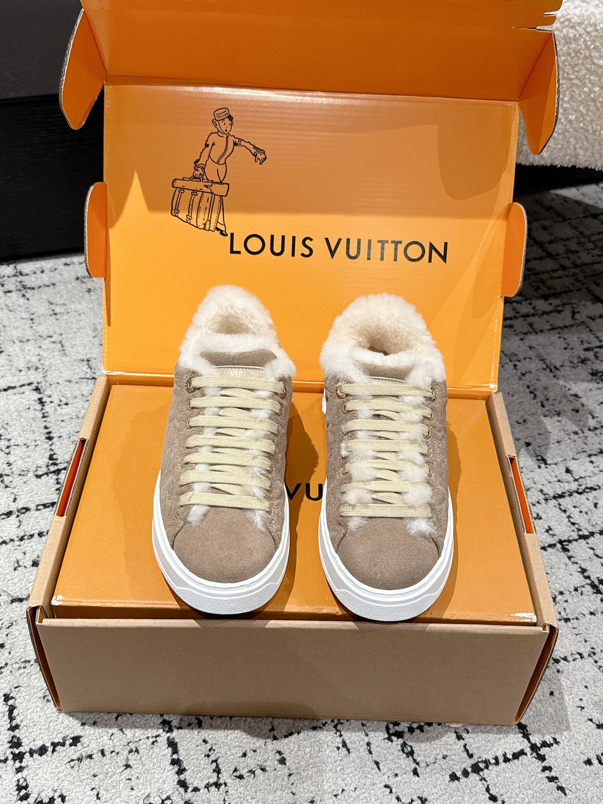 LV 2026 Time Out Sneaker Beige White Suede Wool 595291