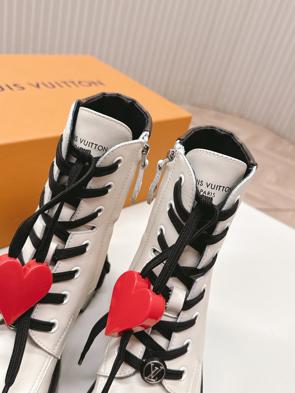 LV 2026 Martin Boot With Heart-shaped White Calfskin 595468